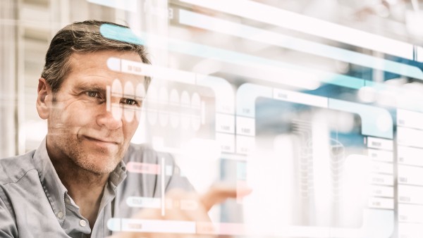 Acceptance of digital services on the part of customers and employees depends not only on the quality of data provided, but also on a user-friendly operator concept.