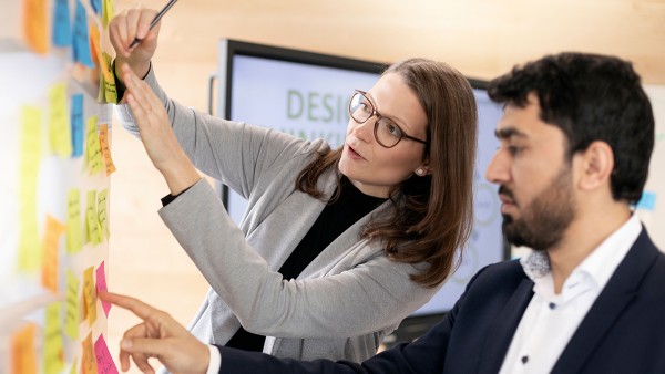 Being agile means being able to respond to changes. Existing processes can be optimized quickly and effectively using agile methods.