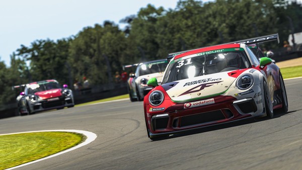 Der Porsche TAG Heuer Esports Supercup hat sich bereits in seiner zweiten Saison als Highlight im globalen virtuellen Rennzirkus etabliert.