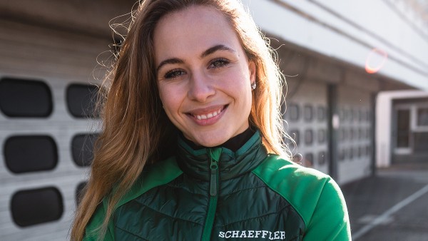 Schaeffler Motorsport Sim racing: Sophia Flörsch: Schaeffler brand ambassador