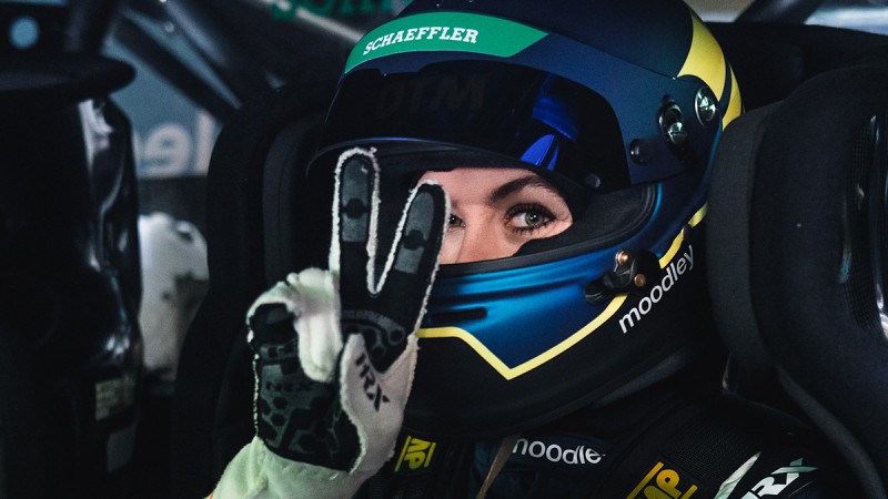 Sophia Flörsch startet in der VCO ProSIM SERIES an der Seite von namhaften Esports Racern.
