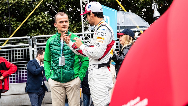 Matthias Zink und Lucas di Grassi (von links)