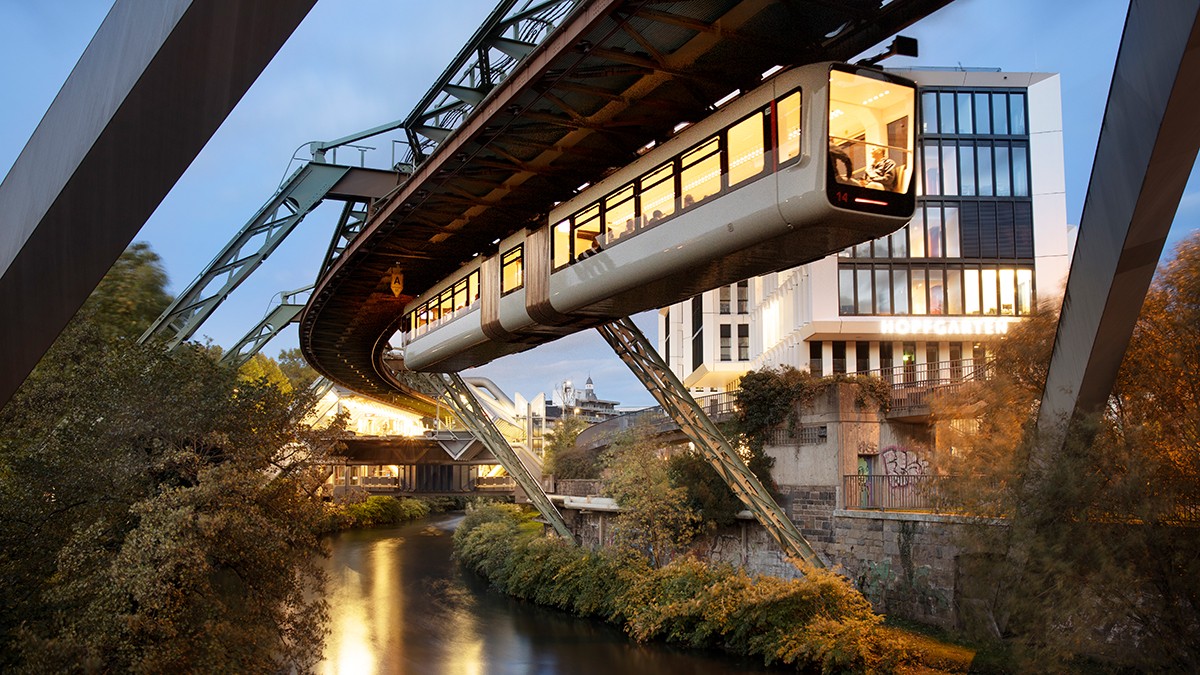 Seit der Inbetriebnahme 1901 liefert Schaeffler für die Wuppertaler Schwebebahn Radlager.