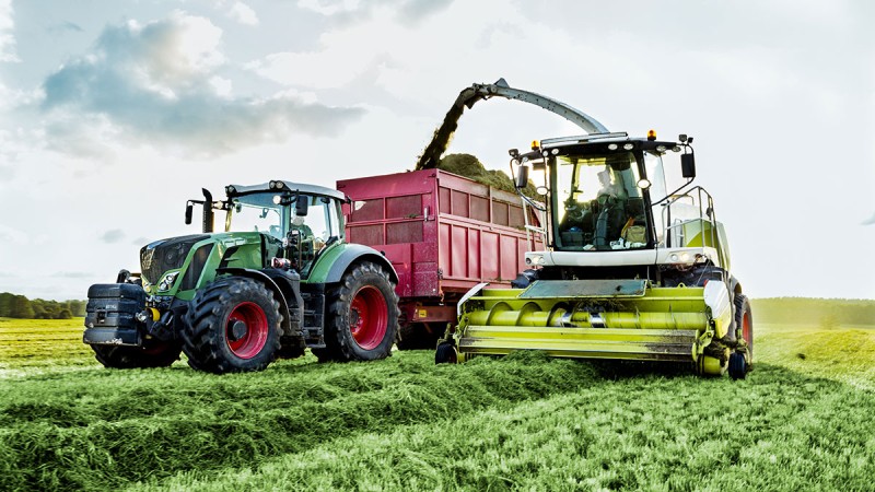 Schaeffler zeigt auf der AGRITECHNICA 2025 hocheffiziente elektrische Motoren, neue elektromechanische EWELLIX Linearaktuatoren sowie reibungsreduzierte Wälzlager.