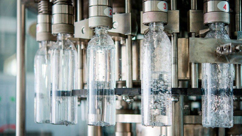 Schaeffler präsentiert auf der drinktec 2025 sein umfassendes Produkt- und Serviceangebot für die Getränke- und Lebensmittelherstellung.