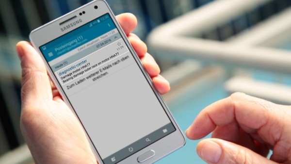 Los operadores de maquinaria reciben una notificación por email via el servicio digital