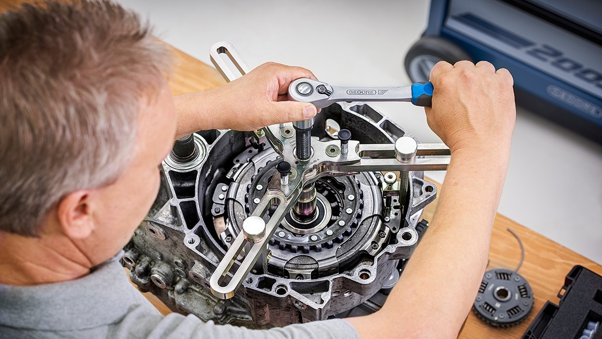 Teiletausch leicht gemacht mit Spezialwerkzeugen